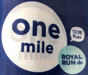 Flag med teksten One mile Royal Run